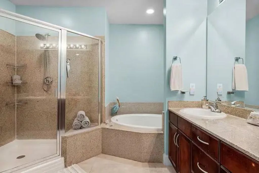 24 of 58 - 9860 S Thomas Drive Unit 2010, Panama City Beach, FL