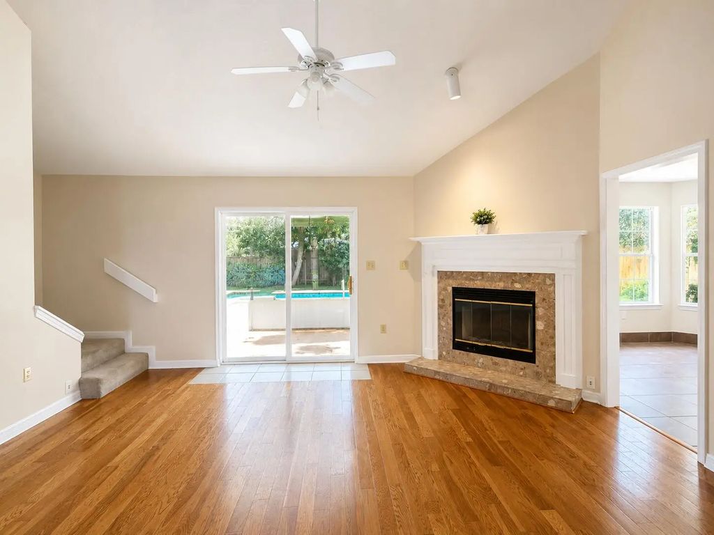 4 of 35 - 408 Ridge Wood Circle, Destin, FL
