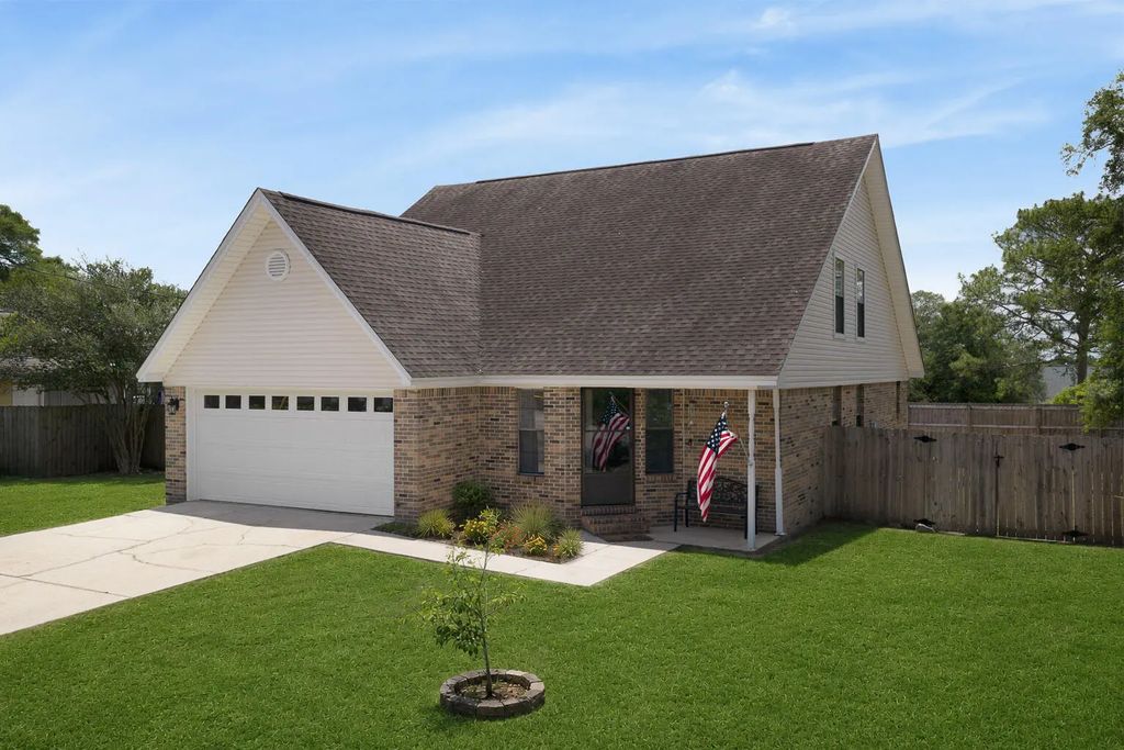 311 Ray Avenue, Crestview