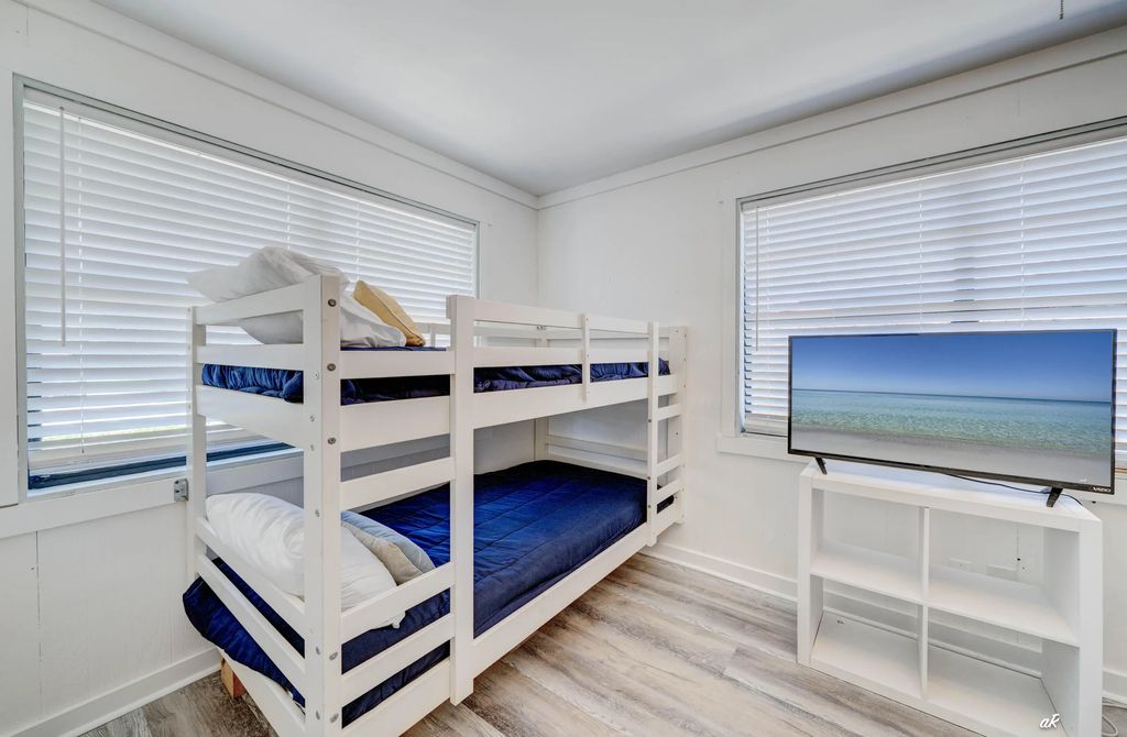 8 of 35 - 5412 Hilltop Avenue, Panama City Beach, FL