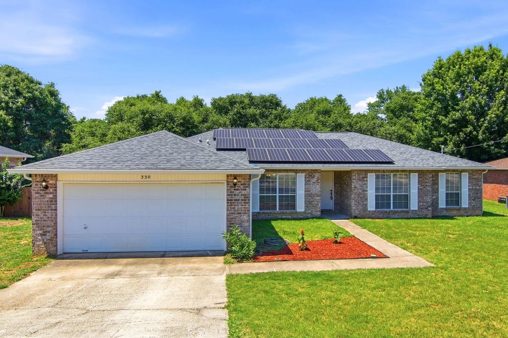 330 Egan Drive, Crestview