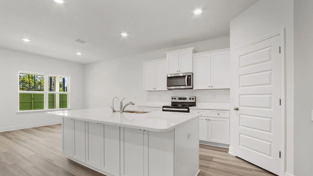 6 of 31 - 135 E Gray Owl Drive, Freeport, FL