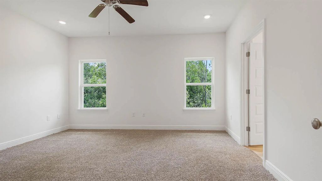 19 of 39 - 125 E Gray Owl Drive, Freeport, FL