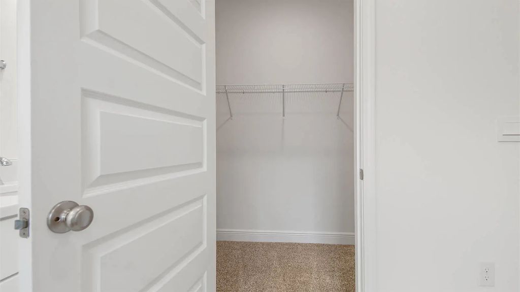 26 of 39 - 125 E Gray Owl Drive, Freeport, FL