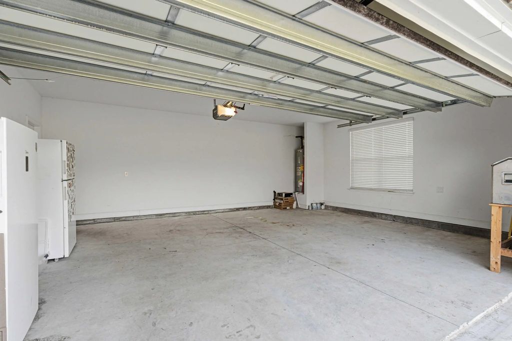 39 of 56 - 235 Coastal Breeze Drive, Freeport, FL