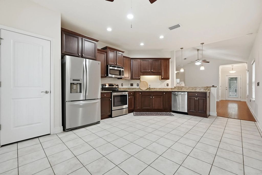 14 of 70 - 292 S Marsh Landing, Freeport, FL