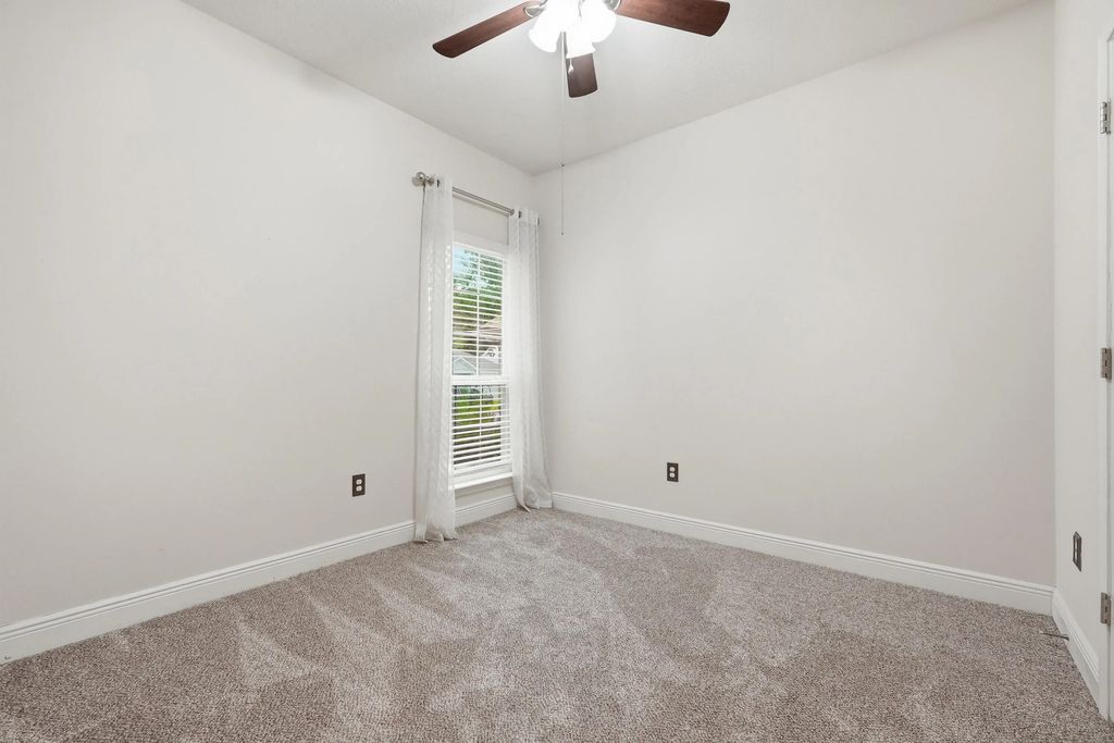 35 of 70 - 292 S Marsh Landing, Freeport, FL