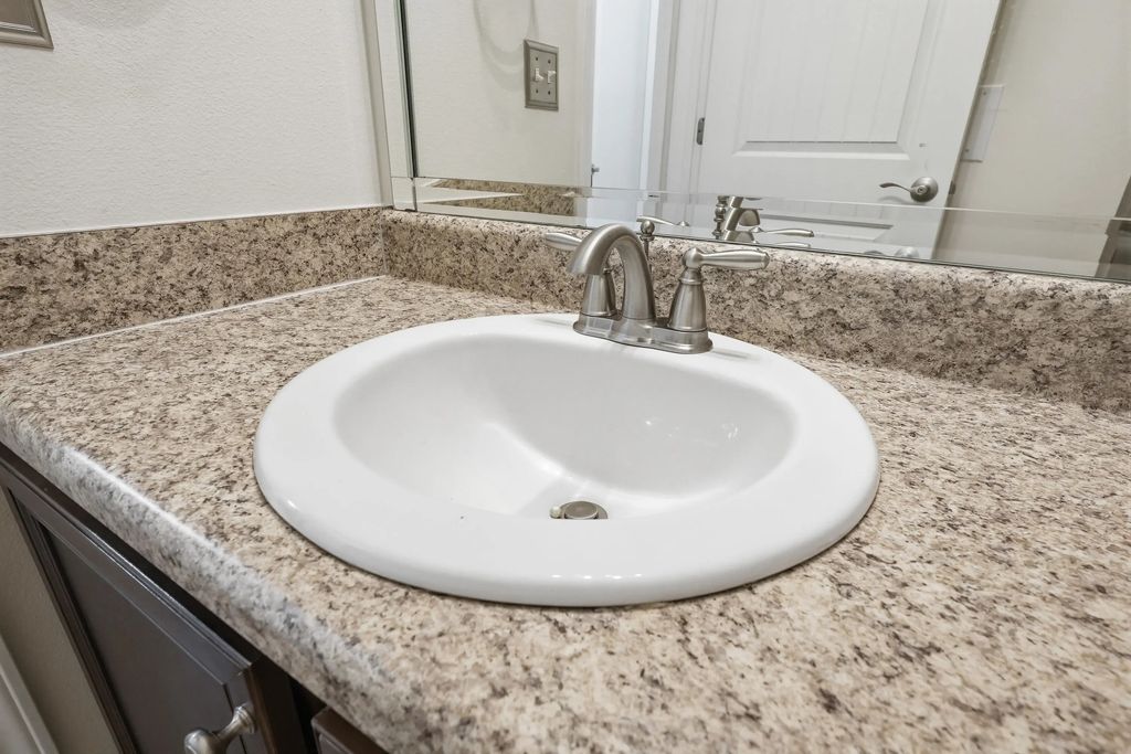 38 of 70 - 292 S Marsh Landing, Freeport, FL