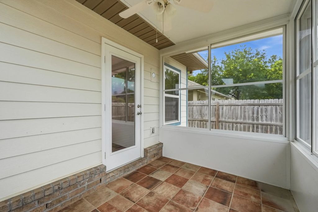 43 of 70 - 292 S Marsh Landing, Freeport, FL