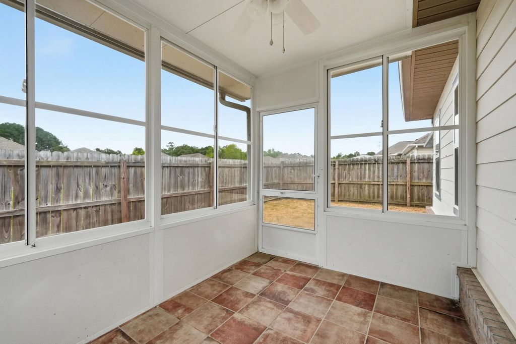 44 of 70 - 292 S Marsh Landing, Freeport, FL