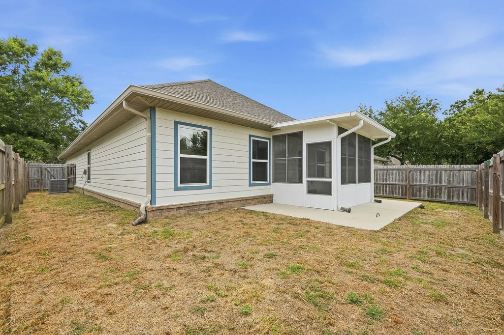 46 of 70 - 292 S Marsh Landing, Freeport, FL