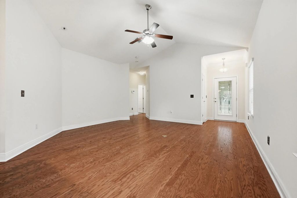7 of 70 - 292 S Marsh Landing, Freeport, FL