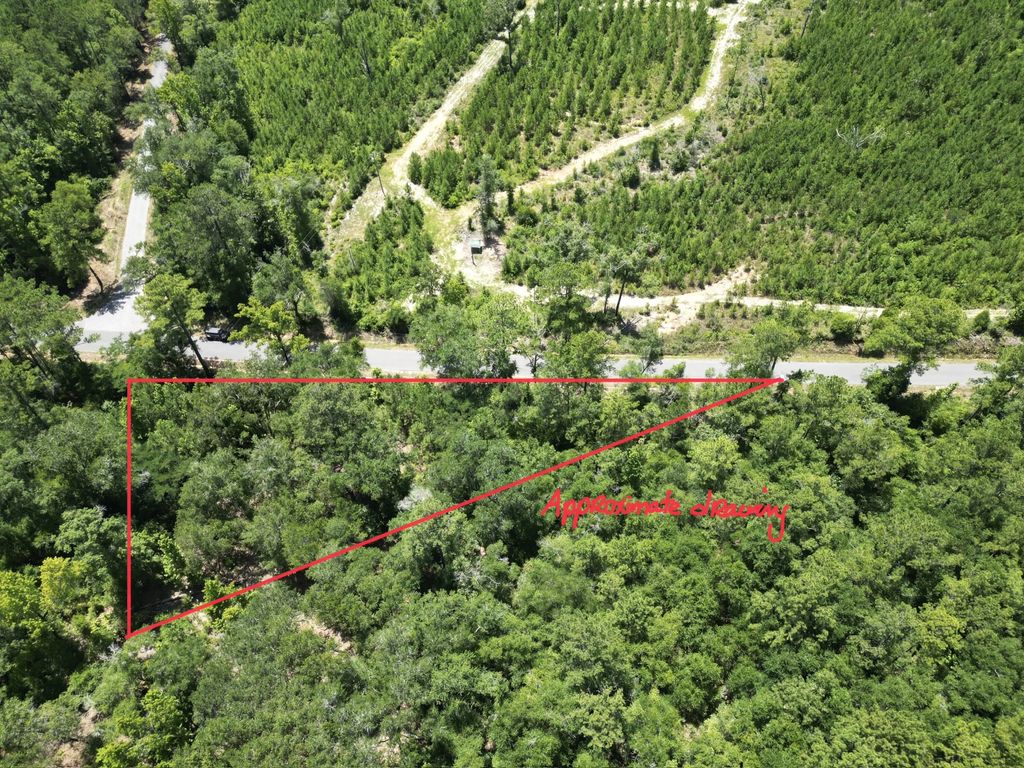 3389 Gainer Road, Chipley
