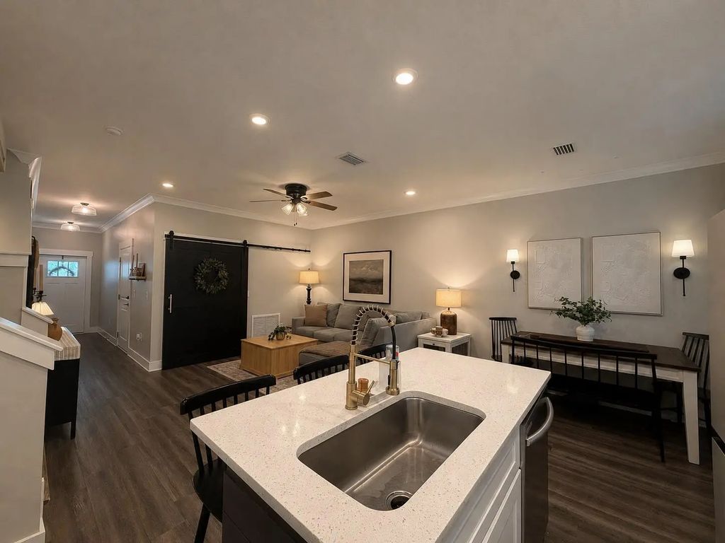 7 of 45 - 295 N Sand Palm Road, Freeport, FL