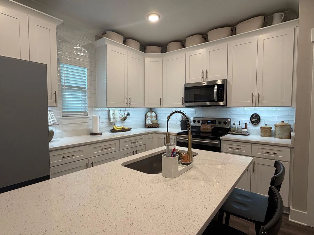 9 of 45 - 295 N Sand Palm Road, Freeport, FL