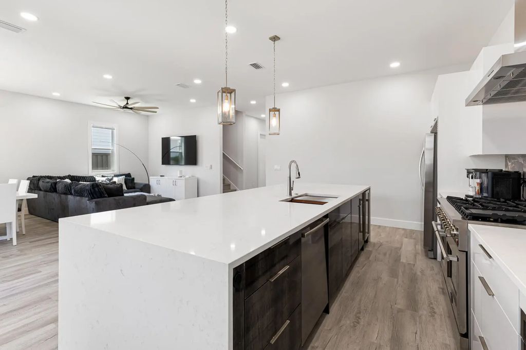 11 of 58 - 39 Charlotte Avenue, Miramar Beach, FL