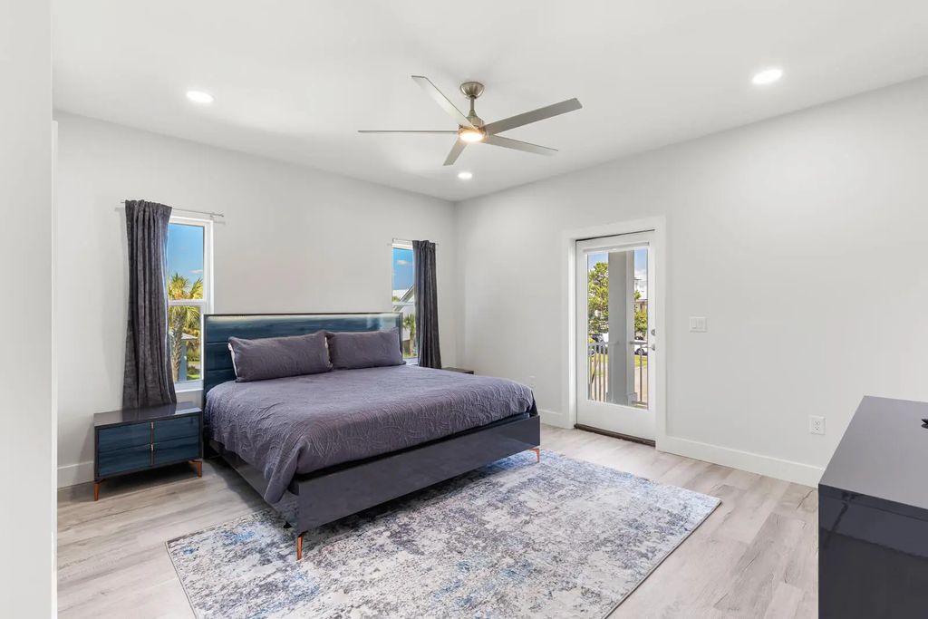 33 of 58 - 39 Charlotte Avenue, Miramar Beach, FL