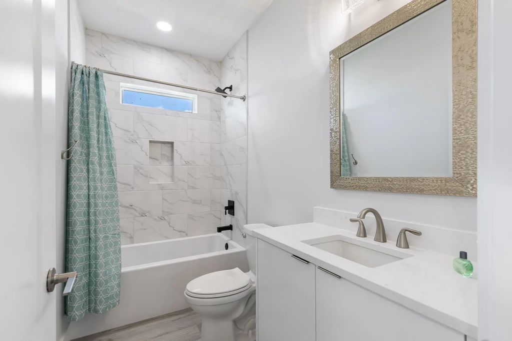 40 of 58 - 39 Charlotte Avenue, Miramar Beach, FL