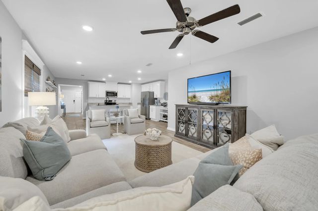 Photo of Listing #1005955