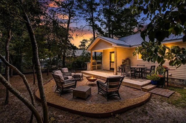 Photo of Listing #1005728