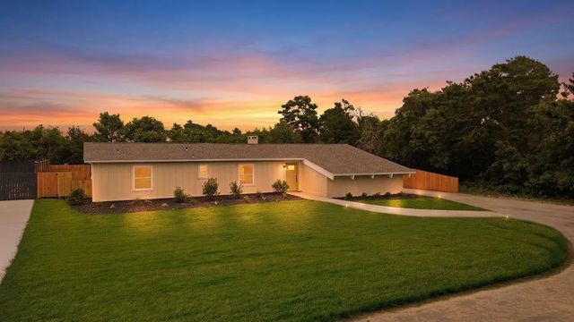 Photo of Listing #1005910