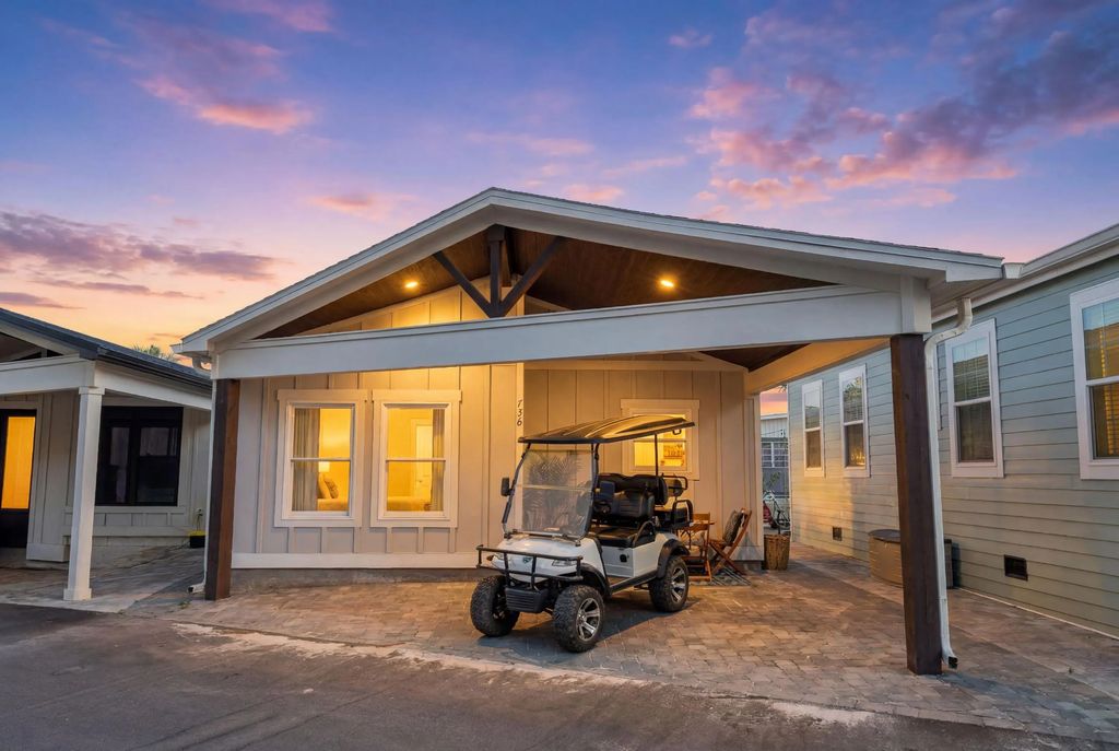 738 Seabreeze Drive, Panama City Beach