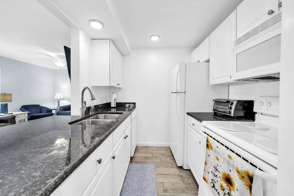 24 of 41 - 775 Gulf Shore Drive 2076, Destin, FL