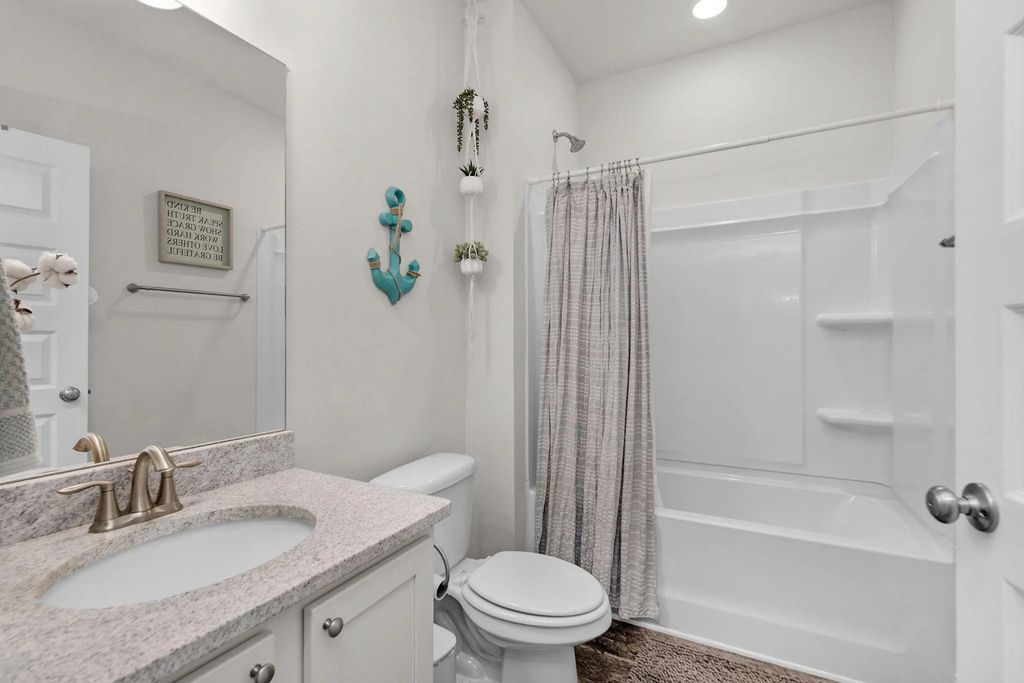 32 of 39 - 131 Dusky Way, Freeport, FL