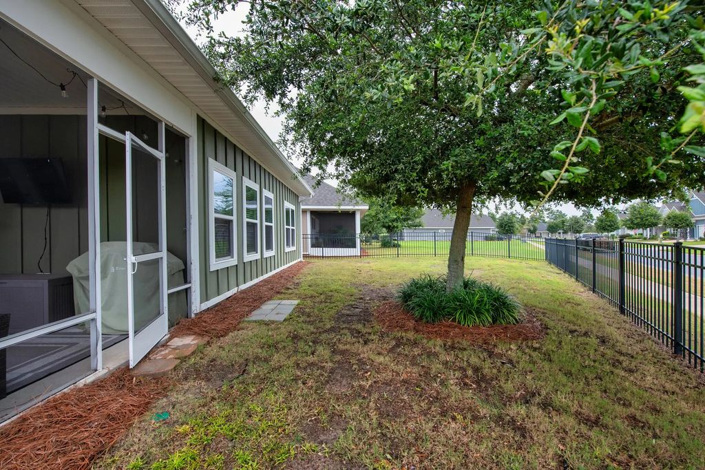 35 of 39 - 131 Dusky Way, Freeport, FL
