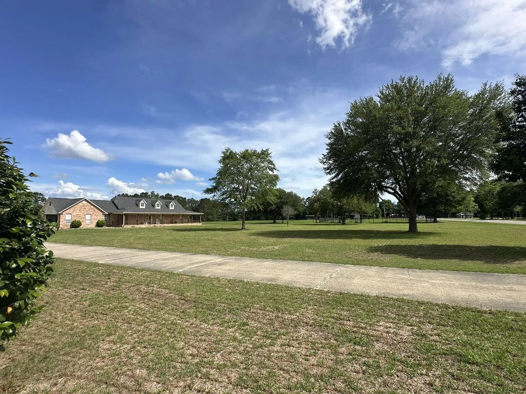 G & H County Road 20 / New Ebenezer Road, Florala