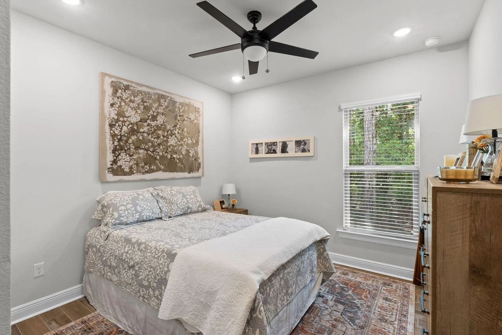 34 of 124 - 518 E Tweet Street, Freeport, FL