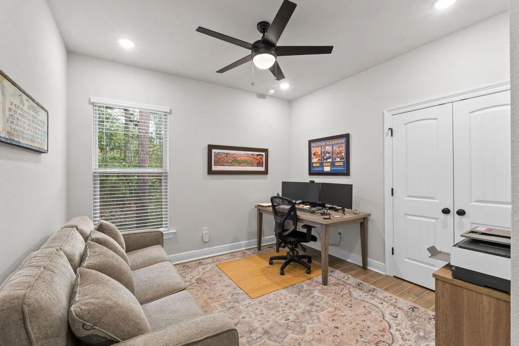 38 of 124 - 518 E Tweet Street, Freeport, FL