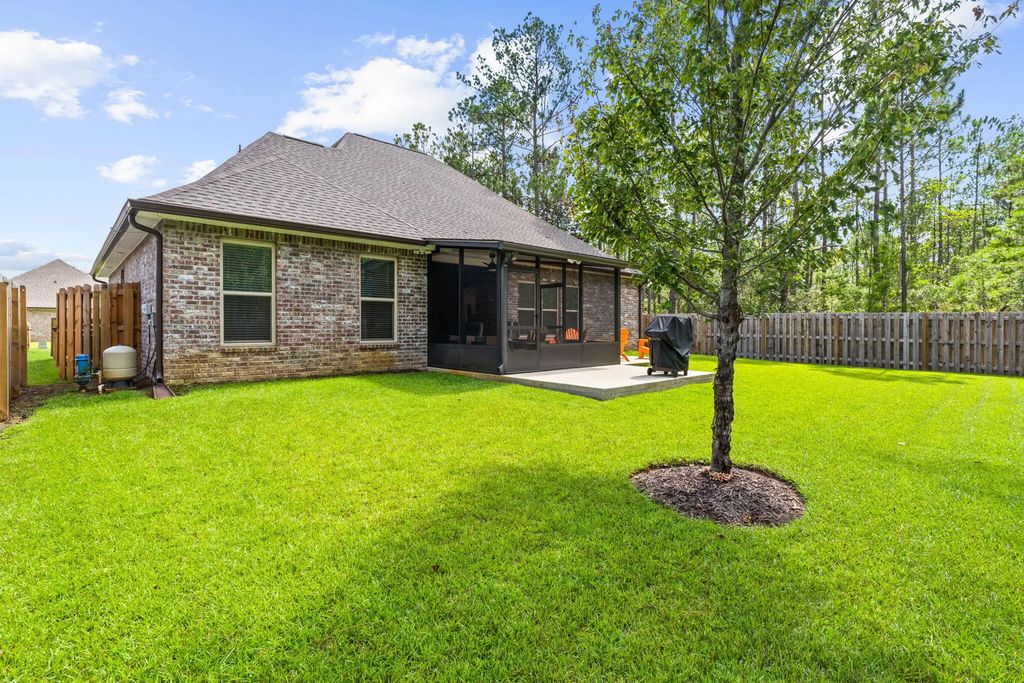 55 of 124 - 518 E Tweet Street, Freeport, FL