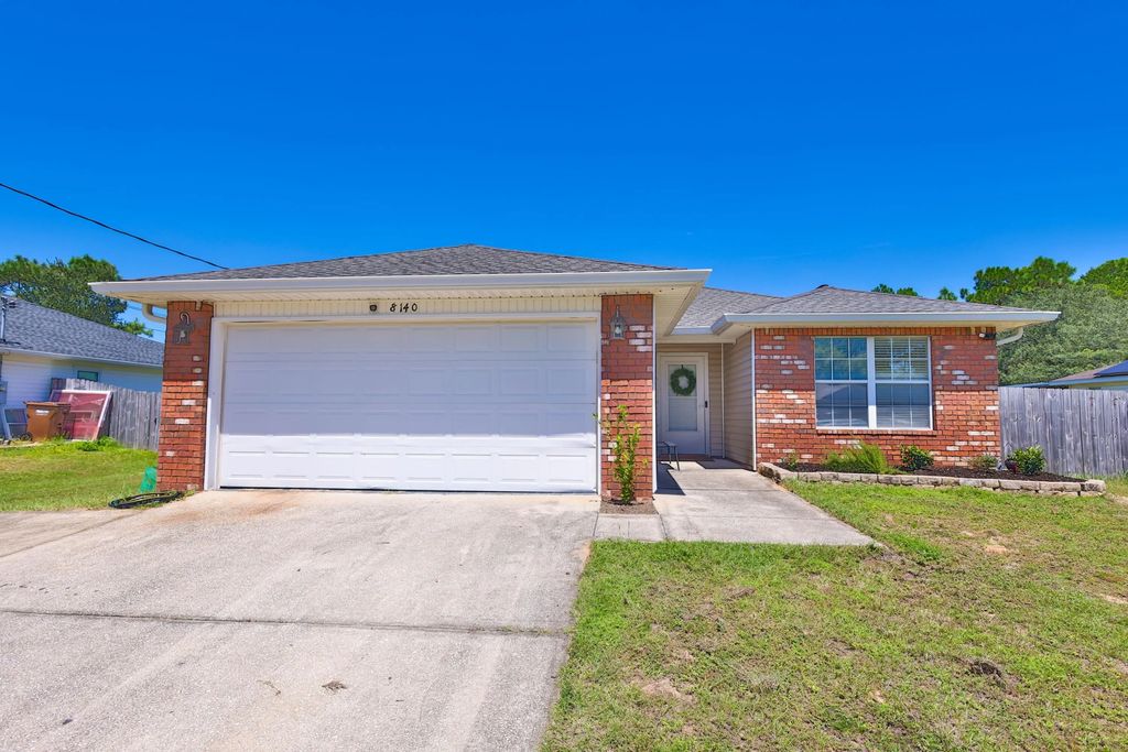 8140 Menorca Street, Navarre