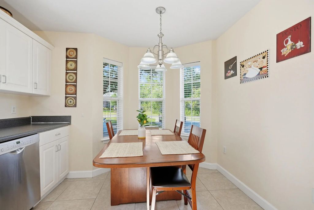 11 of 31 - 120 Magnolia Landing Drive, Freeport, FL