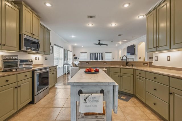 1601 Mallorca Cove, Niceville