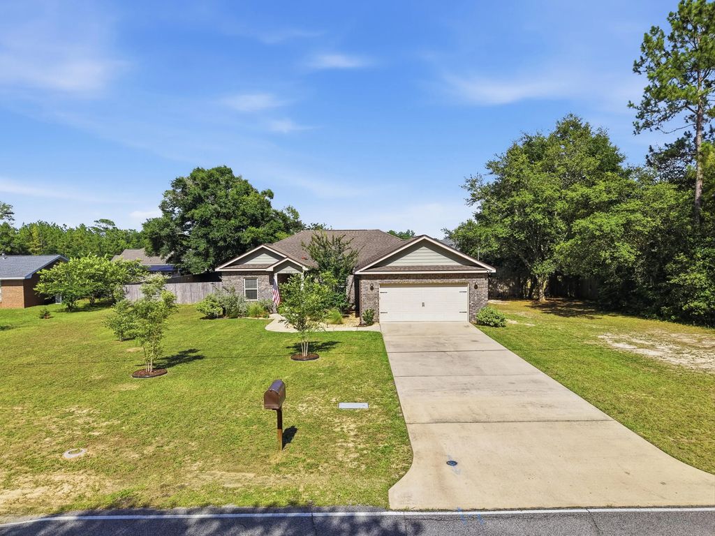 5463 Monterrey Road, Crestview