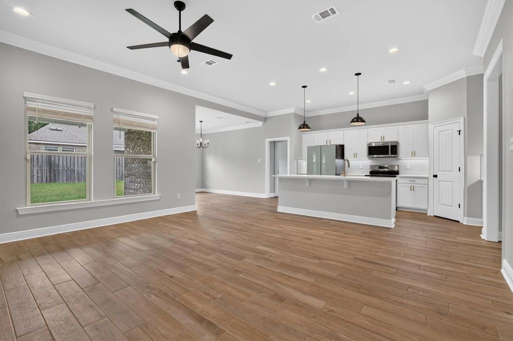 27 of 63 - 75 E Apollo Avenue, Freeport, FL