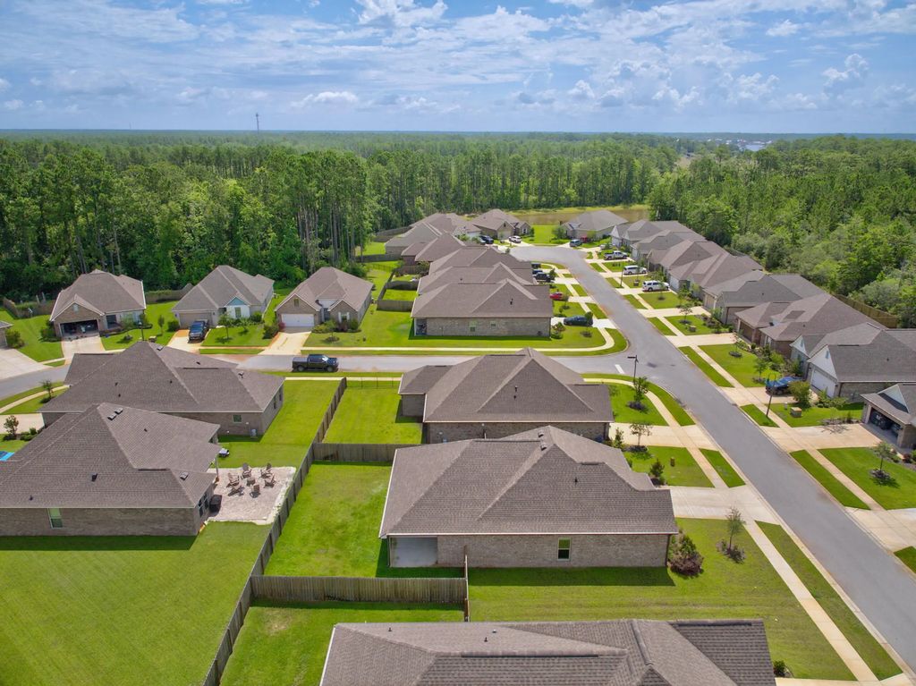 61 of 63 - 75 E Apollo Avenue, Freeport, FL