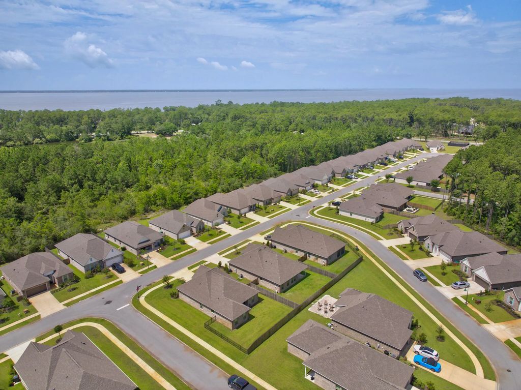 62 of 63 - 75 E Apollo Avenue, Freeport, FL