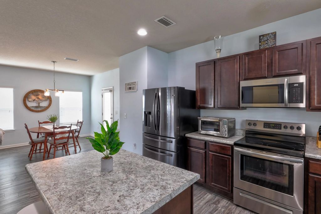 17 of 36 - 42 Sarona Street, Freeport, FL
