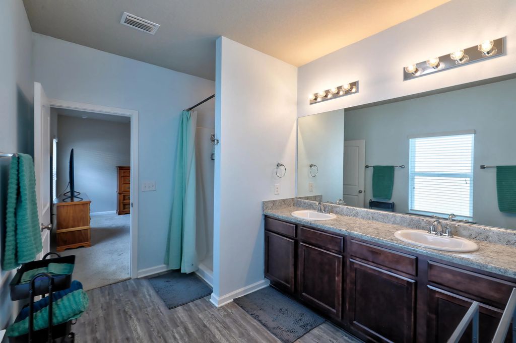 25 of 36 - 42 Sarona Street, Freeport, FL