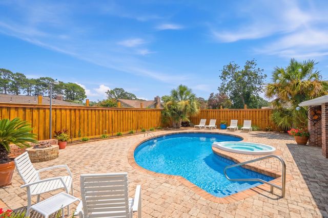 Photo of Listing #1006439