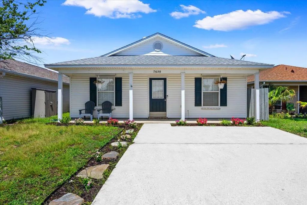 7650 Chablis Circle, Navarre