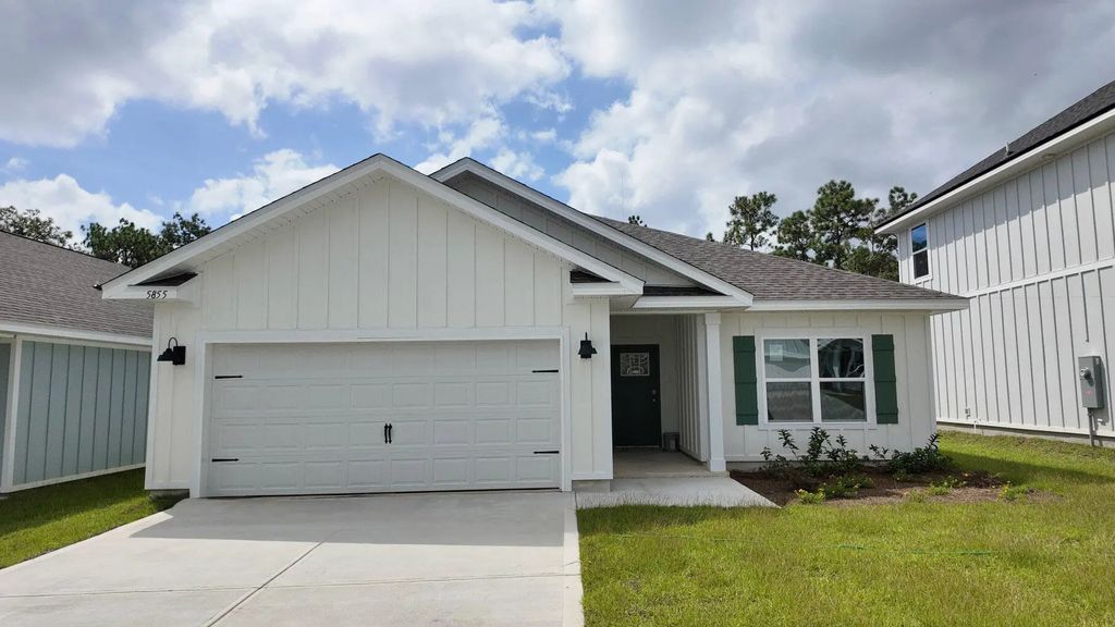 5855 Tripletail Drive, Milton