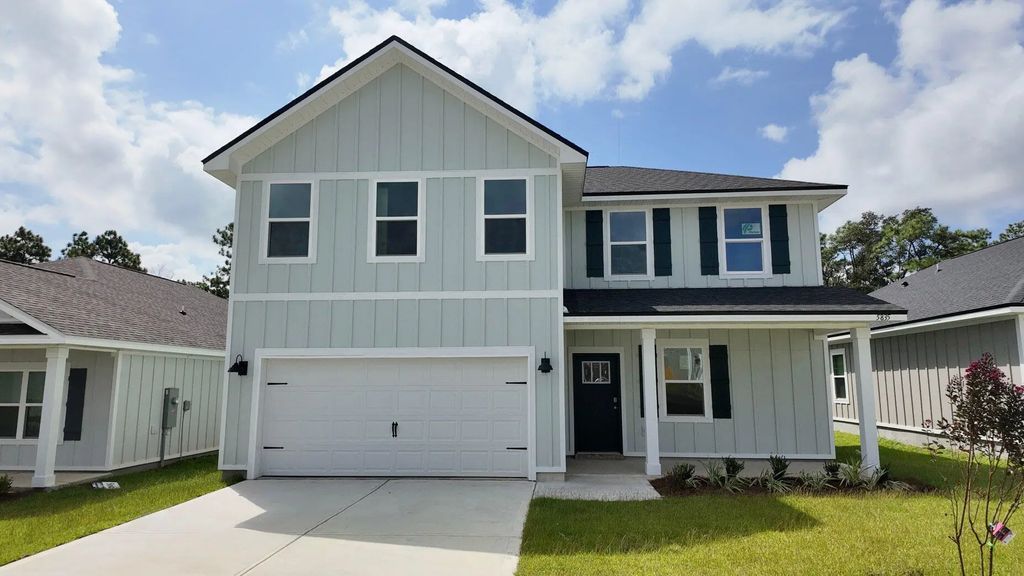 5835 Tripletail Drive, Milton