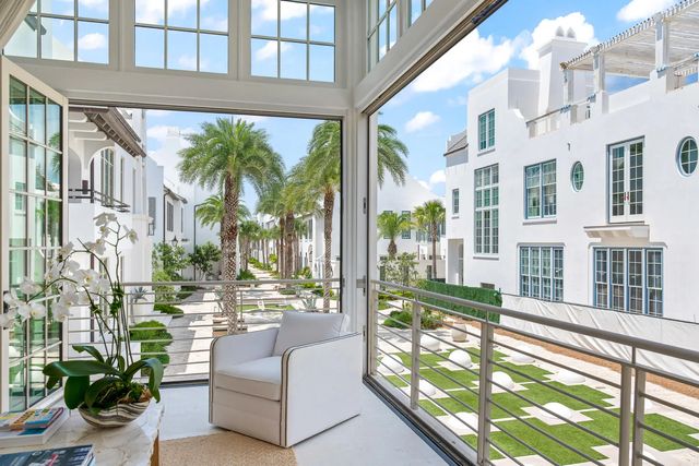 24 Kings Castle Court, Inlet Beach.