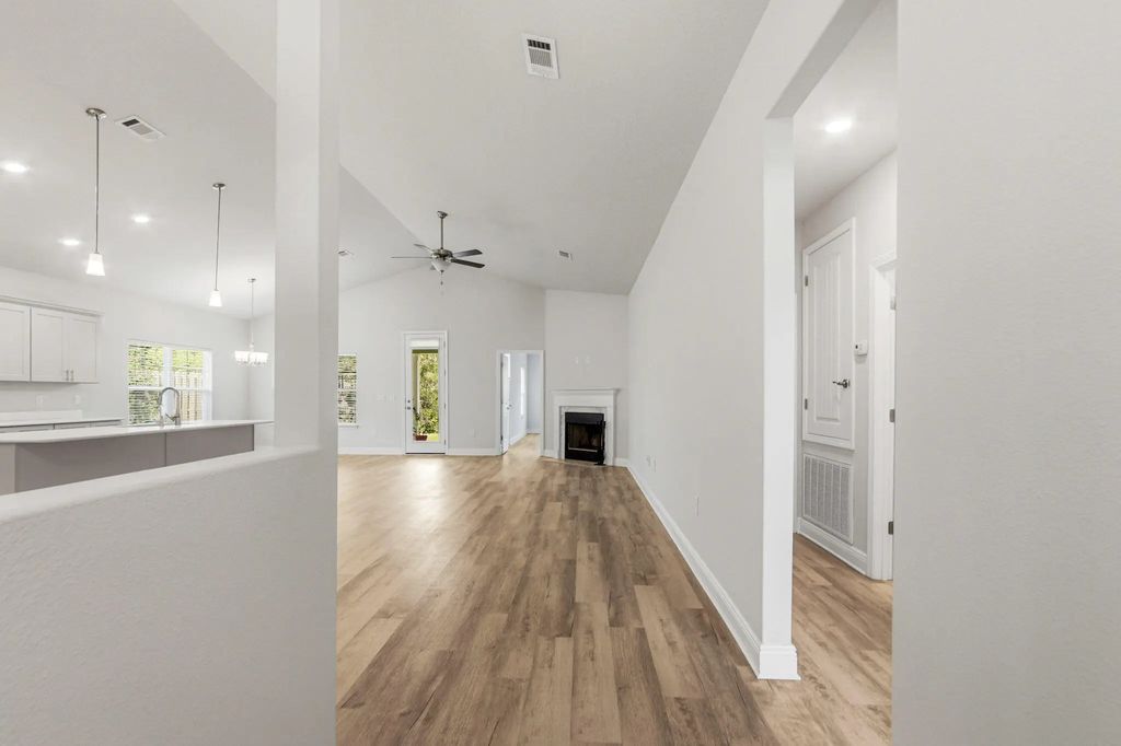 5 of 24 - 667 Alleyoak Lane, Freeport, FL