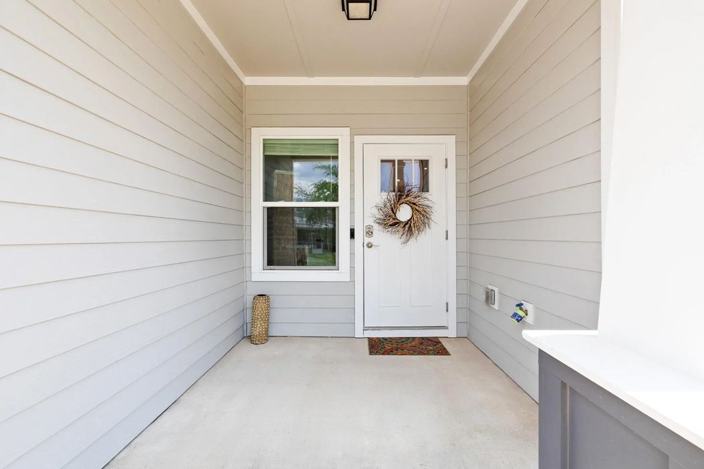 18 of 41 - 406 Date Palm Lane, Freeport, FL
