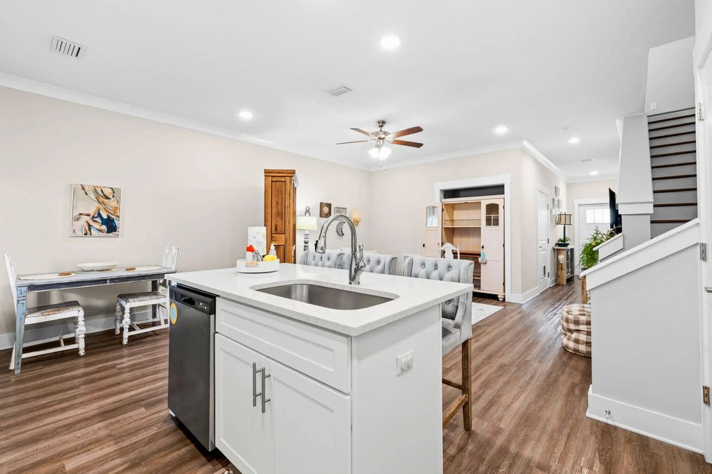 24 of 41 - 406 Date Palm Lane, Freeport, FL